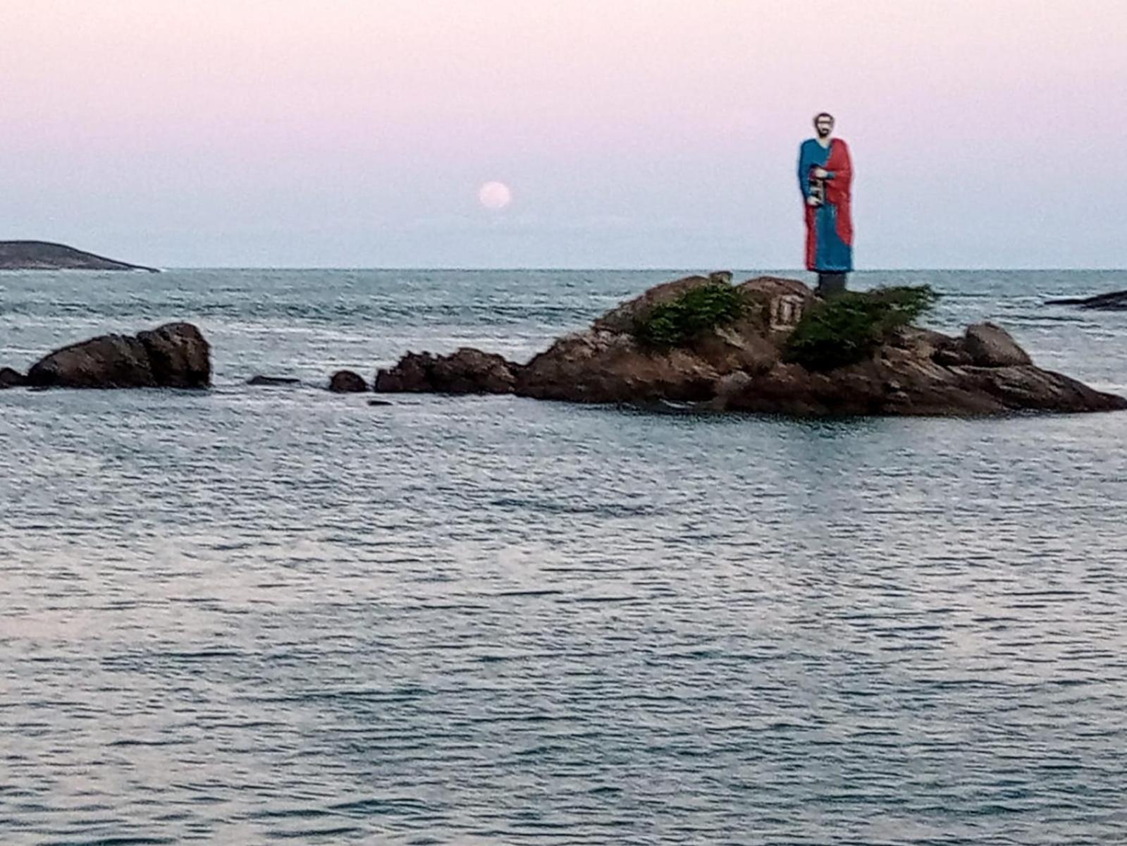 Beira-mar, Vista E Localizacao Guarapari